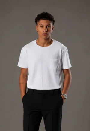 Camiseta Gola C em Suedine Egípcio com Bolso